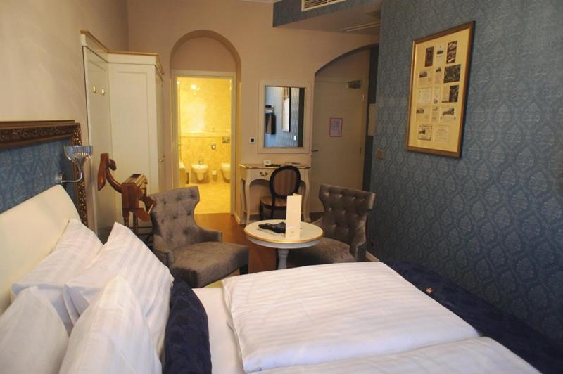 Hotel Actum Kranj Eksteriør bilde